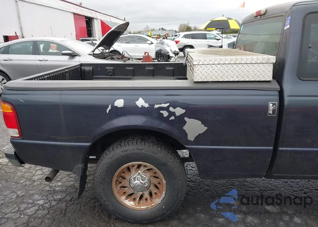 1FTYR14V8XPB65736: 44617824