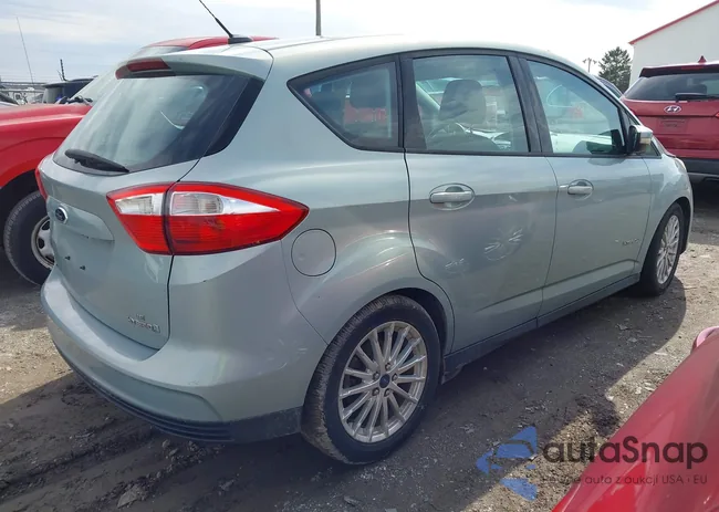 1FADP5AU5EL517687: 44617887