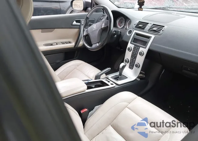 YV1672MC9CJ124461: 44617926