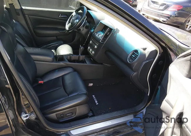 1N4AA5AP8DC840774: 44617188