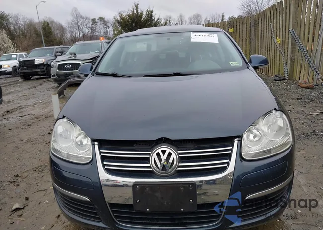 3VWRZ7AJ4AM054605: 44618782