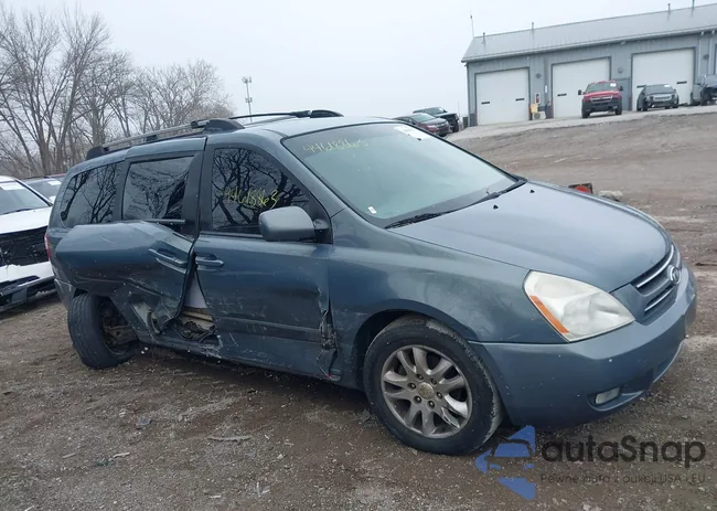 KNDMB233976181930: 44618863