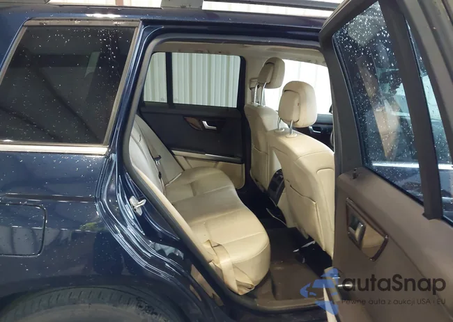 WDCGG8JB1EG330571: 44618879