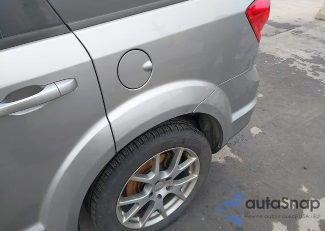 3C4PDCEG4GT230275: 44618951