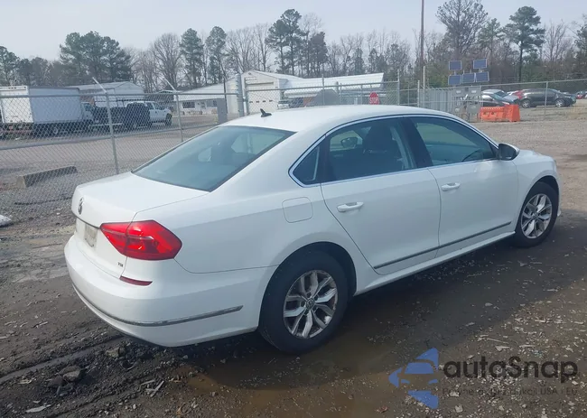 1VWAT7A30GC007940: 44618319