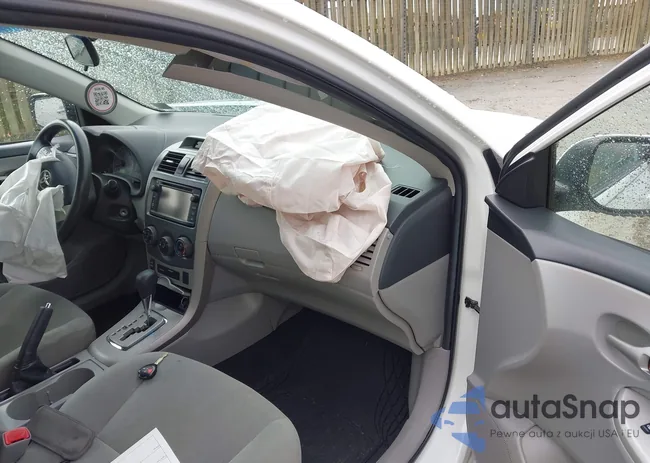 2T1BU4EE9DC038766: 44619546