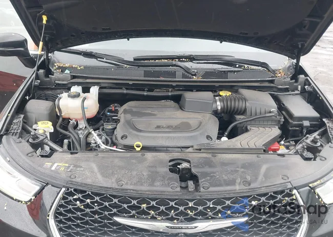 2C4RC1BG8SR570044: 44619592