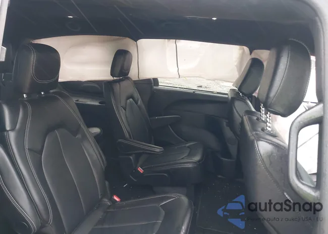 2C4RC1BG8SR570044: 44619592