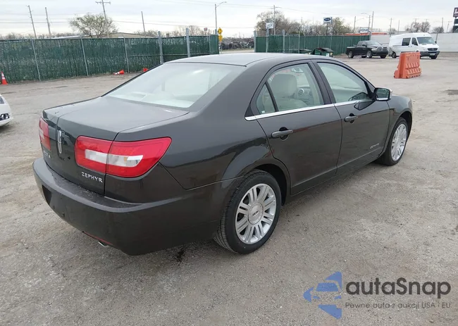 3LNHM26186R652484: 44619698