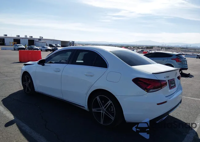 WDD3G4EB4KW014256: 44619838