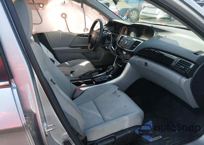 1HGCR2F37GA182754: 44619255