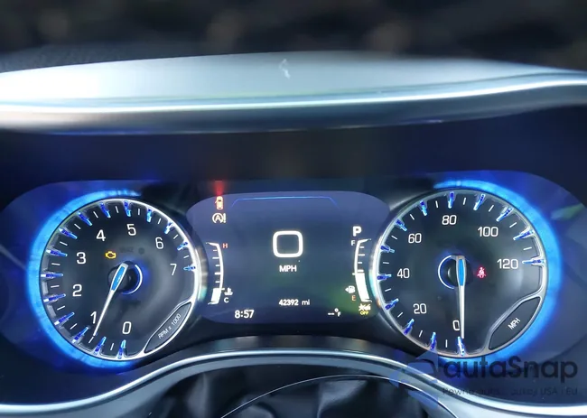 2C4RC1GG0SR569477: 44619303