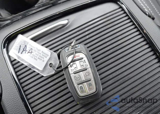 2C4RC1GG4TR196185: 44619357