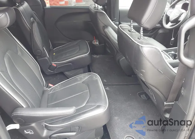 2C4RC1GG4TR196185: 44619357