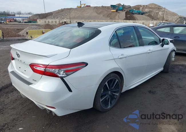 4T1B61HK3KU784586: 44619366