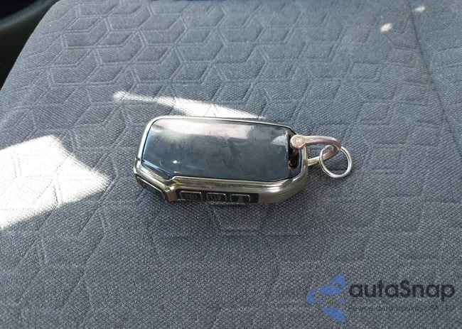 KNDEUCAA0R7499485: 44619413