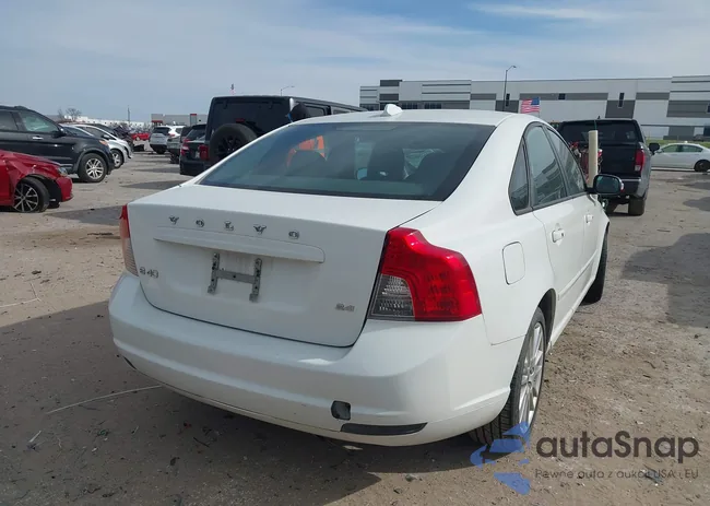 YV1382MS1A2513383: 44620697