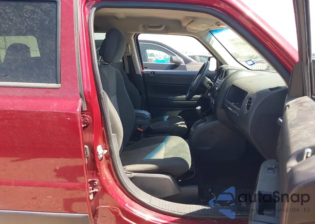 1C4NJPBA5GD513264: 44620732