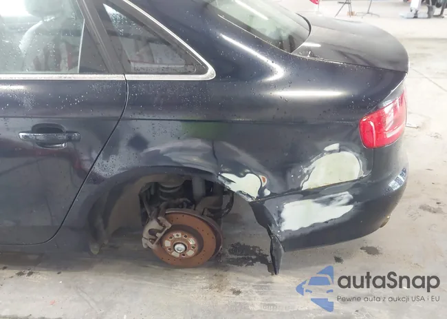 WAUSF78K09N025127: 44620976