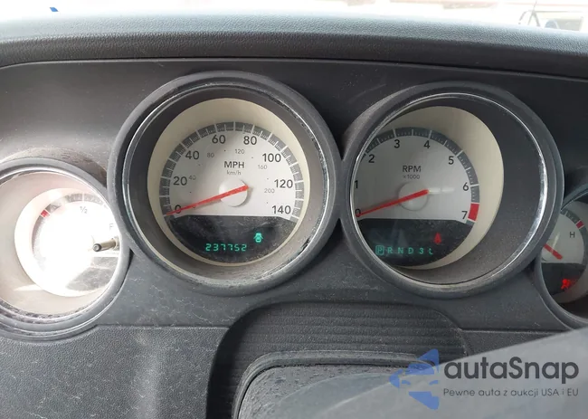 2B3LJ44V79H547302: 44620134