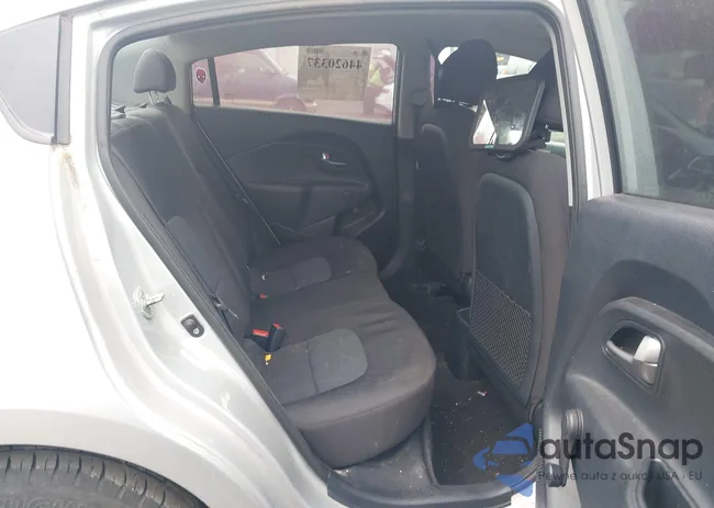 KNADM4A3XG6659469: 44620337