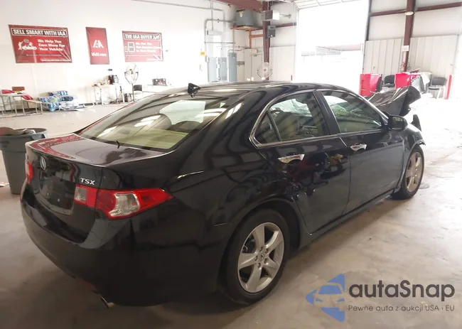 JH4CU2F61AC024279: 44621439