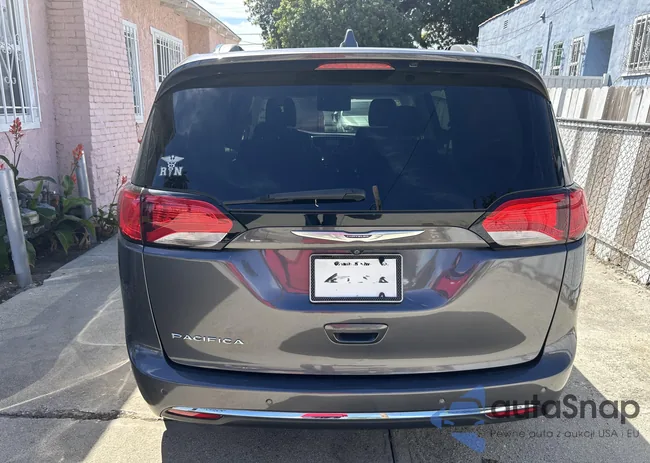 2C4RC1BG5LR247667: 44621479