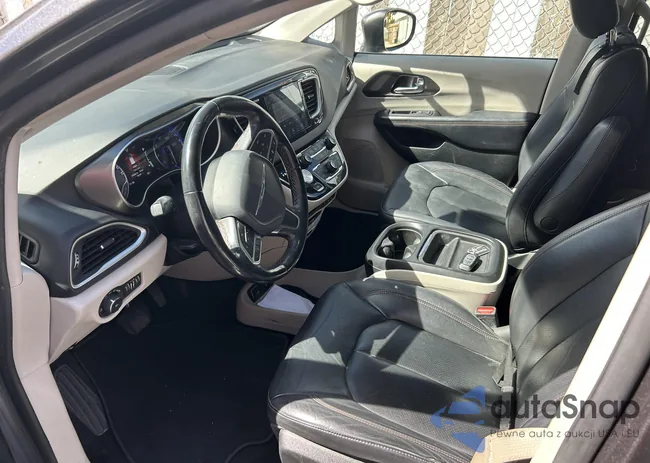 2C4RC1BG5LR247667: 44621479