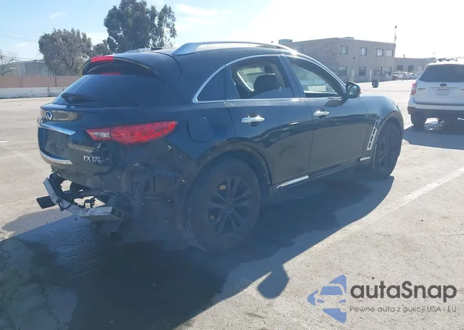 JN8CS1MU2DM141956: 44621623