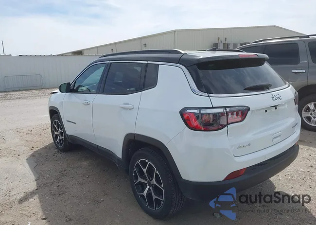 3C4NJDCN5ST616235: 44621648