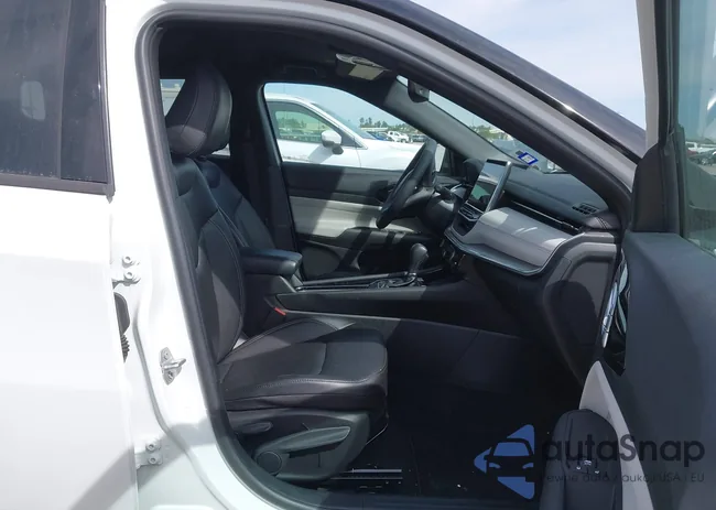 3C4NJDCN5ST616235: 44621648