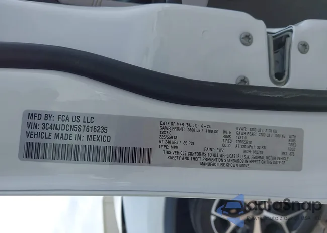 3C4NJDCN5ST616235: 44621648