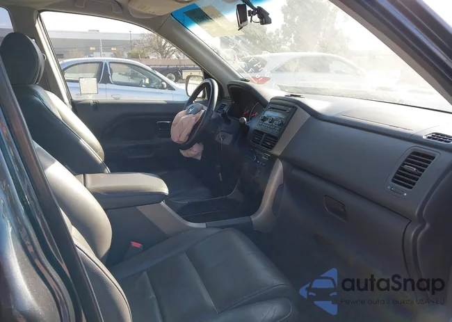 2HKYF18516H558281: 44621903