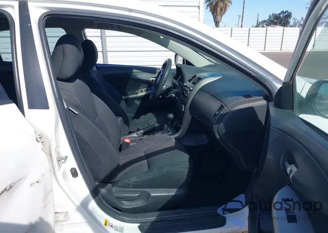 2T1BU4EE8BC667660: 44621950