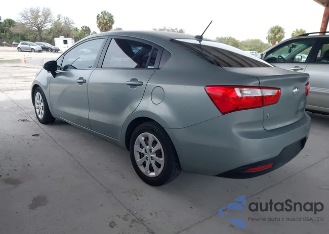 KNADM4A36E6327574: 44621081