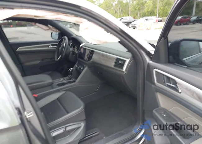 1V2DC2CA5MC216714: 44621136