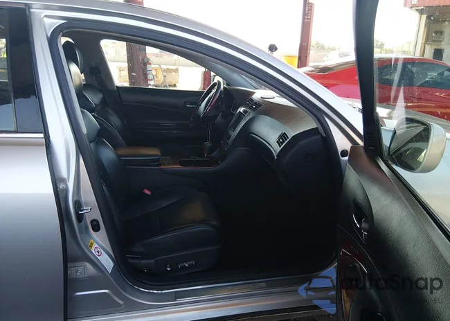 JTHCE96S070009530: 44621398