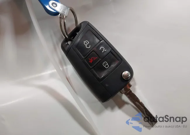 3VWNM7BU5NM025660: 44622543