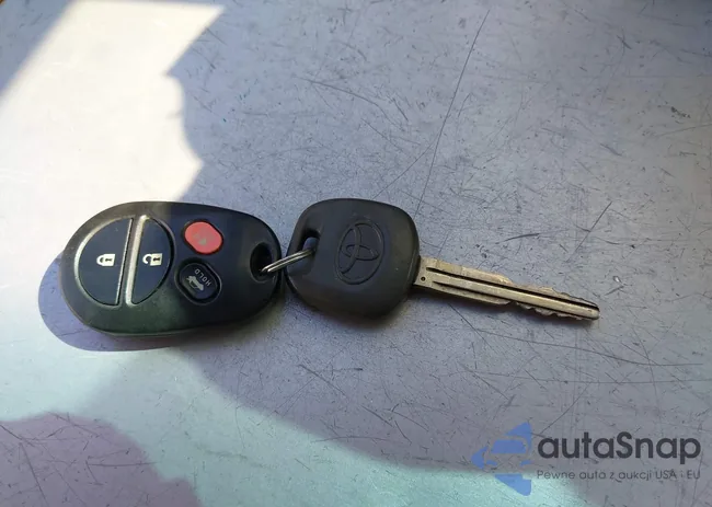 4T1CE38P95U514345: 44623647