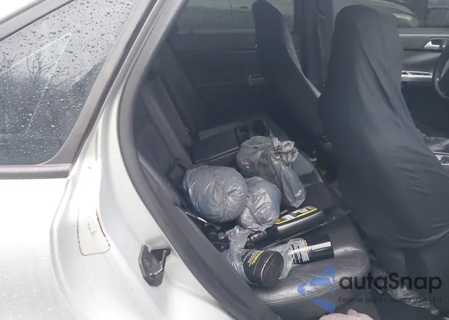 YV1MH682062172653: 44623712