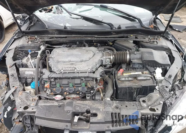 1HGCR3F91HA007072: 44623838