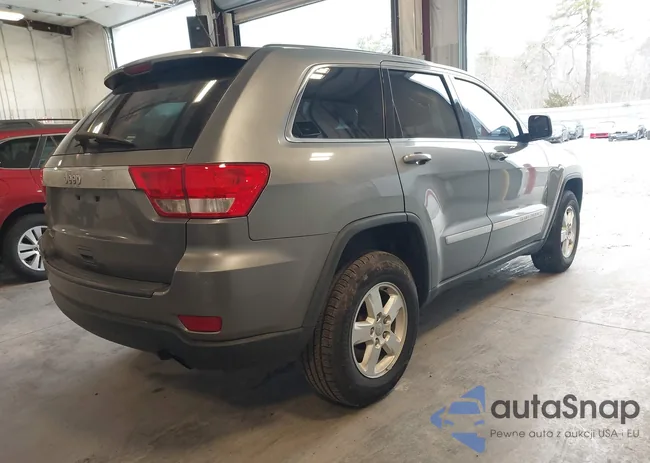 1C4RJFAG4CC304261: 44623845