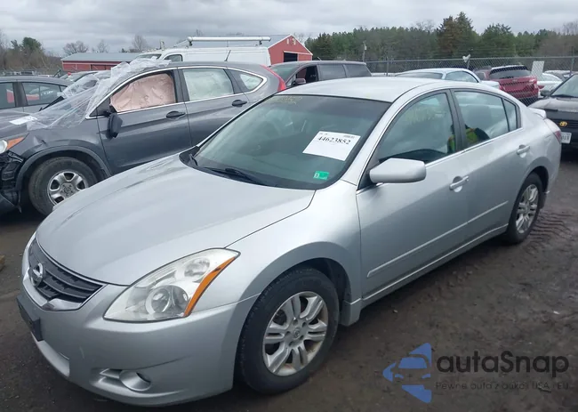 1N4AL2AP6CN560279: 44623852