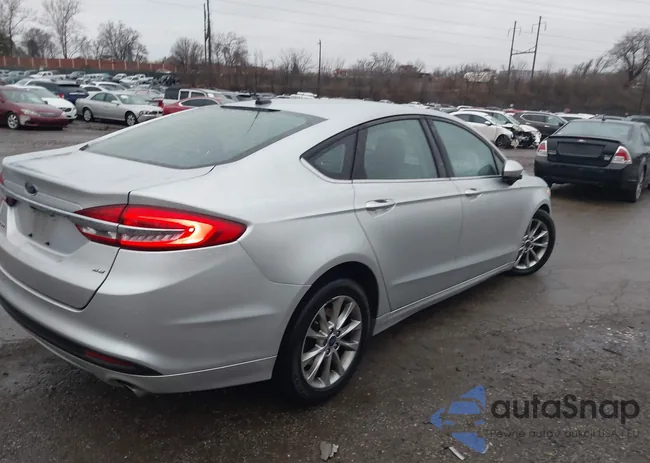 3FA6P0H70HR260178: 44623920