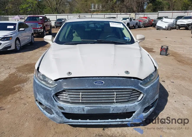 3FA6P0LU1DR107915: 44623928