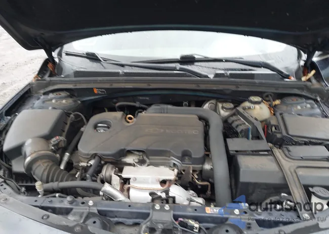 1G1ZB5ST1HF110532: 44624018