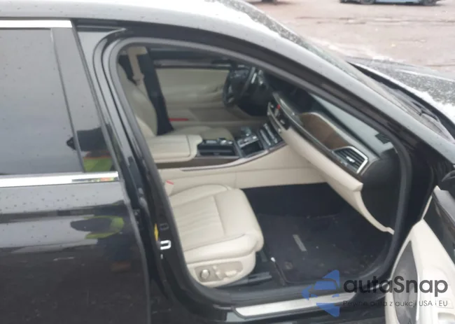 KMHG54JH8JU049299: 44623170