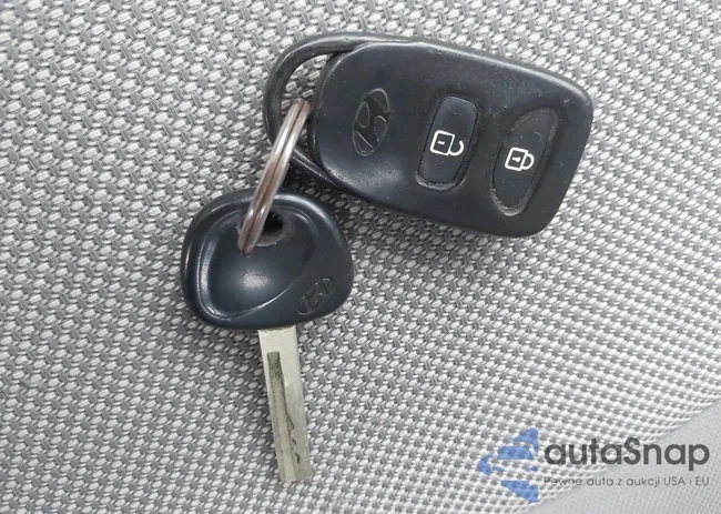 KMHCT5AE0CU027221: 44623247