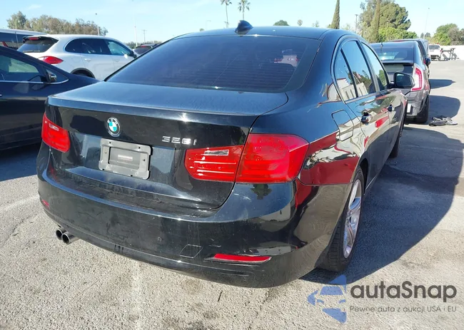 WBA3C1G57DNR44010: 44624502