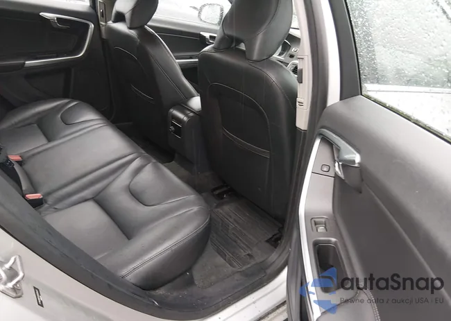 YV140MEKXG1290426: 44624551